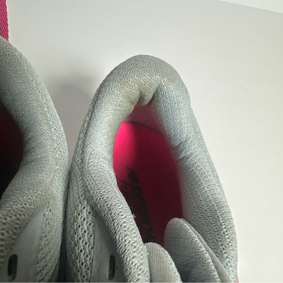 New Balance Women’s Size 6.5 Fuelcore Nitrel V1 WTNTRRL1 Gray Running Sneakers - Picture 10 of 16